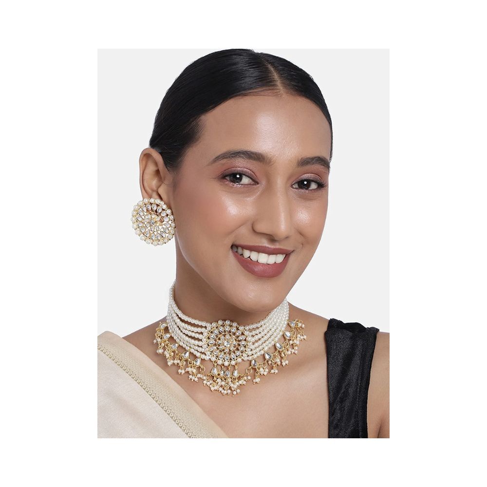 I Jewels 18k Gold Plated Traditional Choker Set Glided With Kundan & Pearls For Women/Girls (K7097)