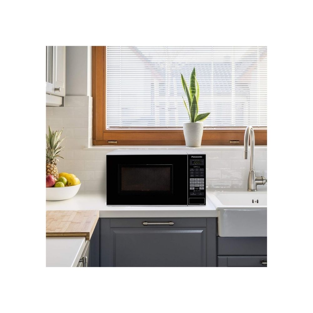Panasonic 20L Grill Microwave OvenNN-GT221WFDGWhite 38 Auto Cook Menus 