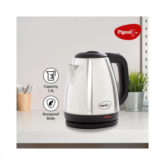 Pigeon 15 litre Hot Kettle and Stainless Steel Water Bottle Combo used for boiling Water Making Tea and Coffee Instant Noodles Soup 1500 Watt with Auto Shut- off Feature - Silver