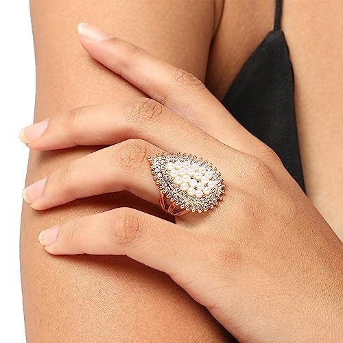 Gorgeous Floral Design Pearl Ring - Alapatt Diamonds